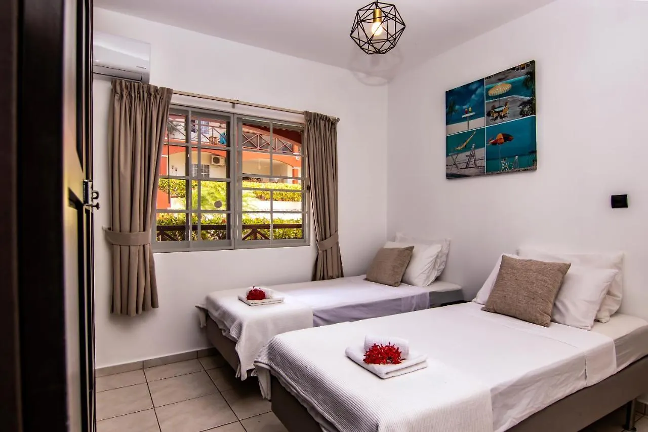 Chico'S Seru Hulanda Resort Willemstad Lejlighed